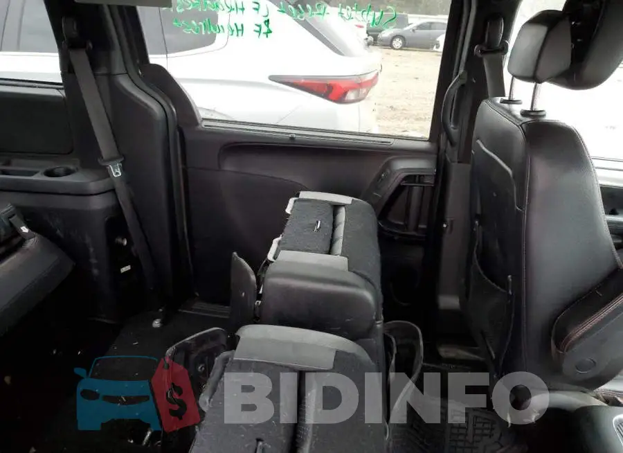 2C4RDGEG4JR325834 Photo# 11