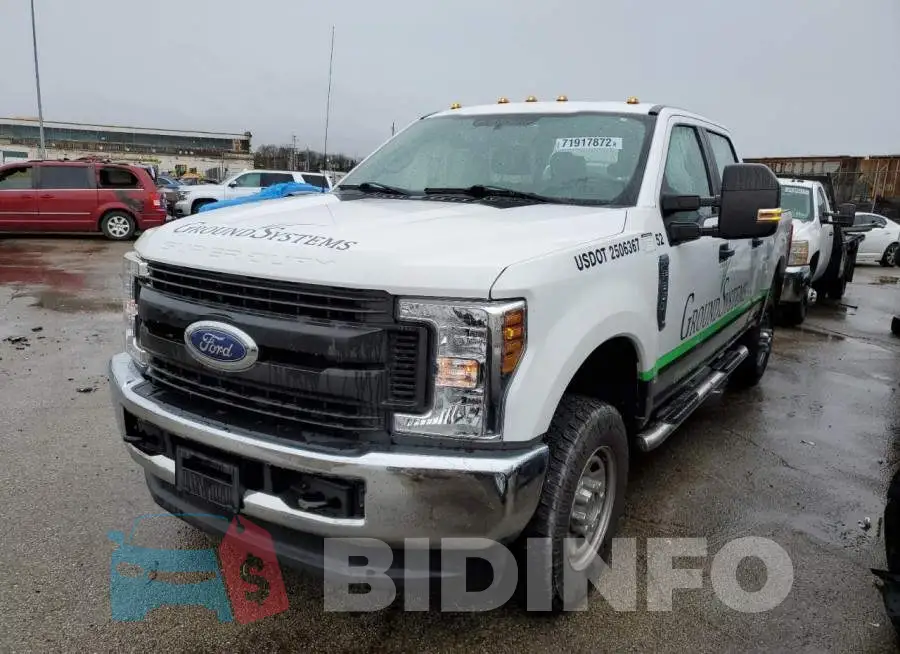 1FT8W3BT8JEB68273 Photo# 2