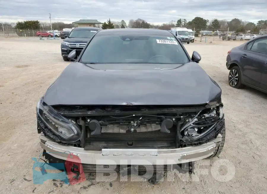 1HGCV1F37JA044726 Photo# 5