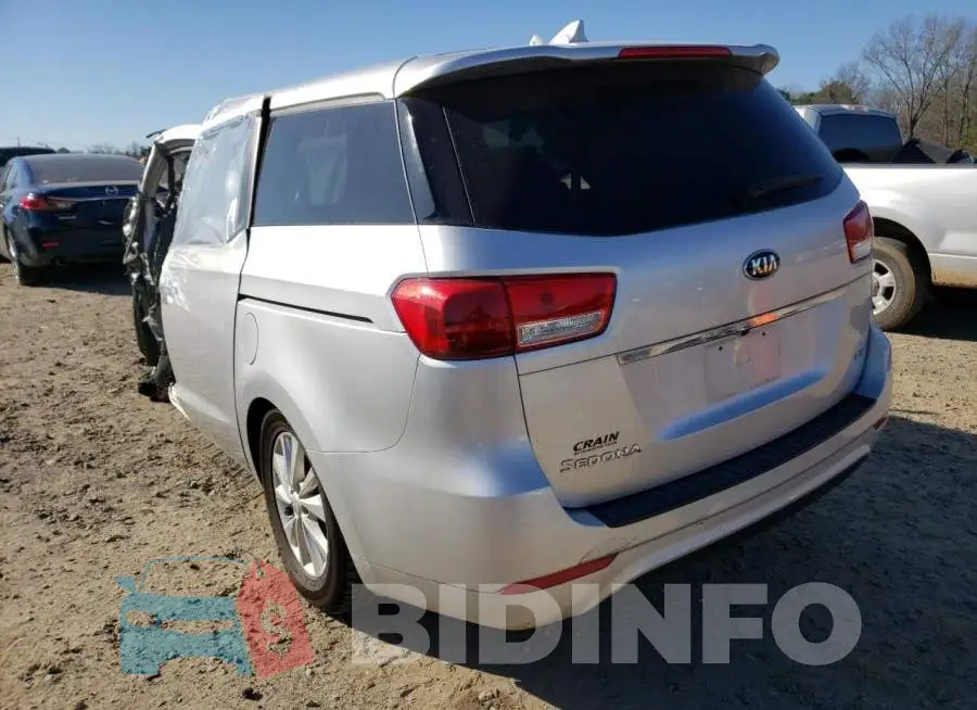 KNDMB5C1XH6224916 Photo# 3