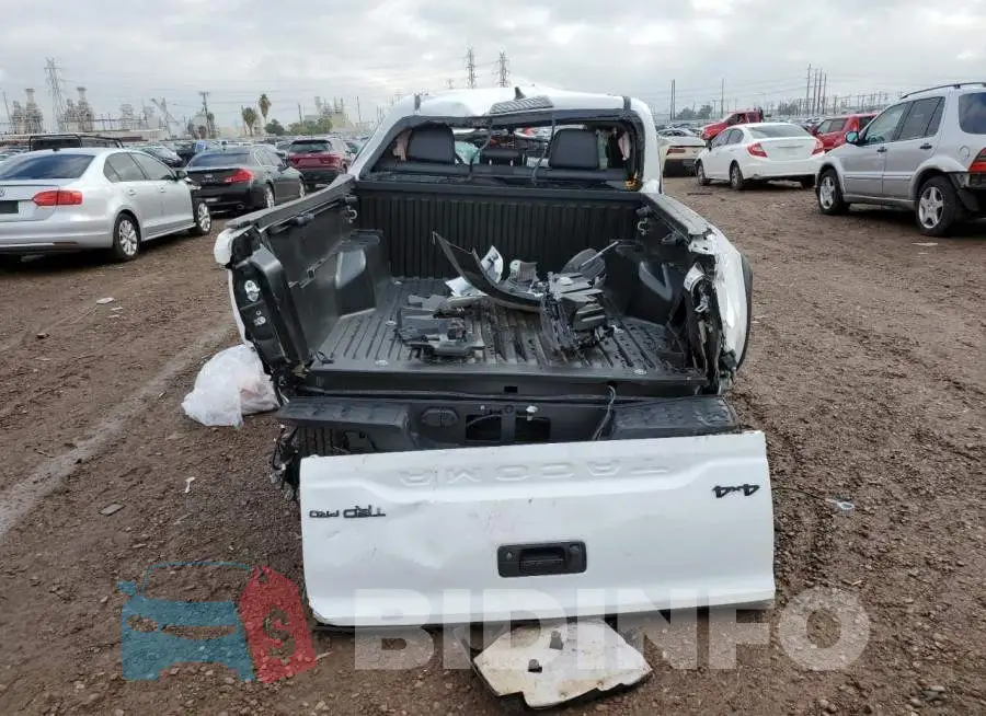 3TYCZ5AN8PT105844 Photo# 6