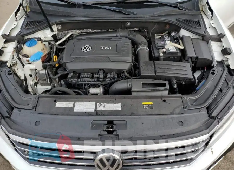 1VWDT7A35HC081465 Photo# 11