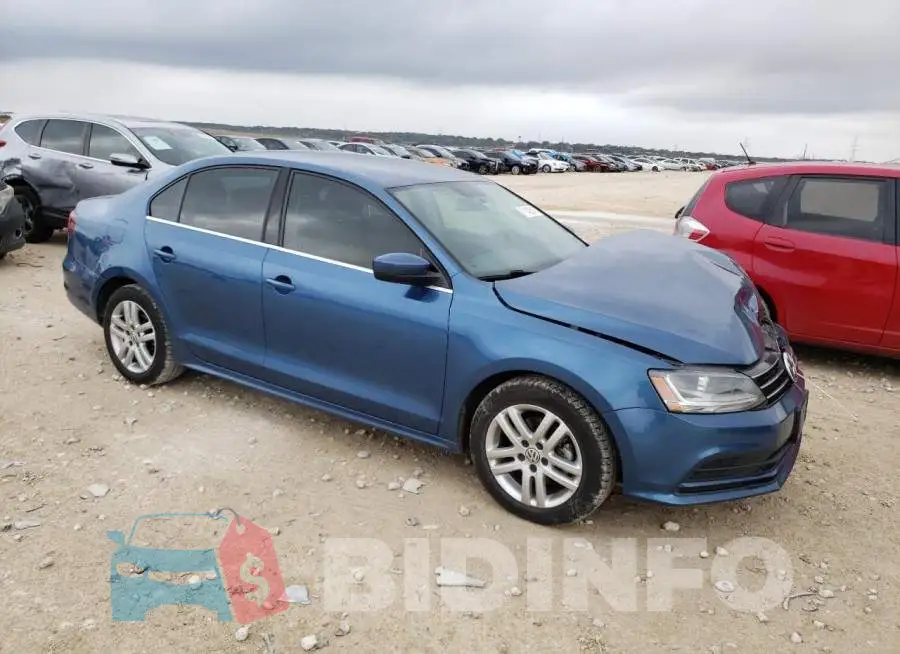 3VW2B7AJ2HM275555 Photo# 4