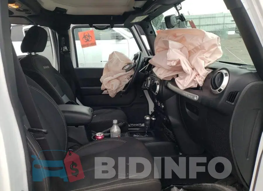 1C4BJWEG2GL256146 Photo# 7