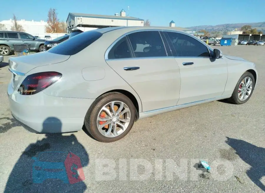 55SWF4JB2FU051685 Photo# 3