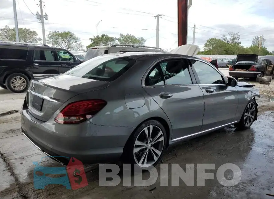 55SWF4JB6GU150379 Photo# 4