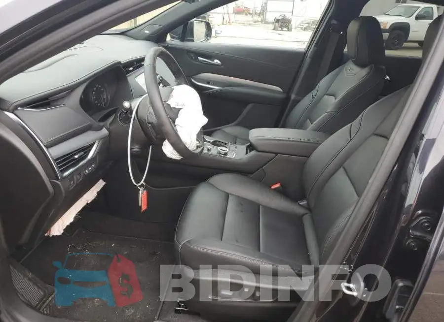 1GYFZDR46NF153073 Photo# 7