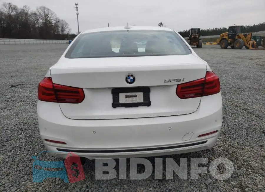 WBA8E9G5XGNT82543 Photo# 6