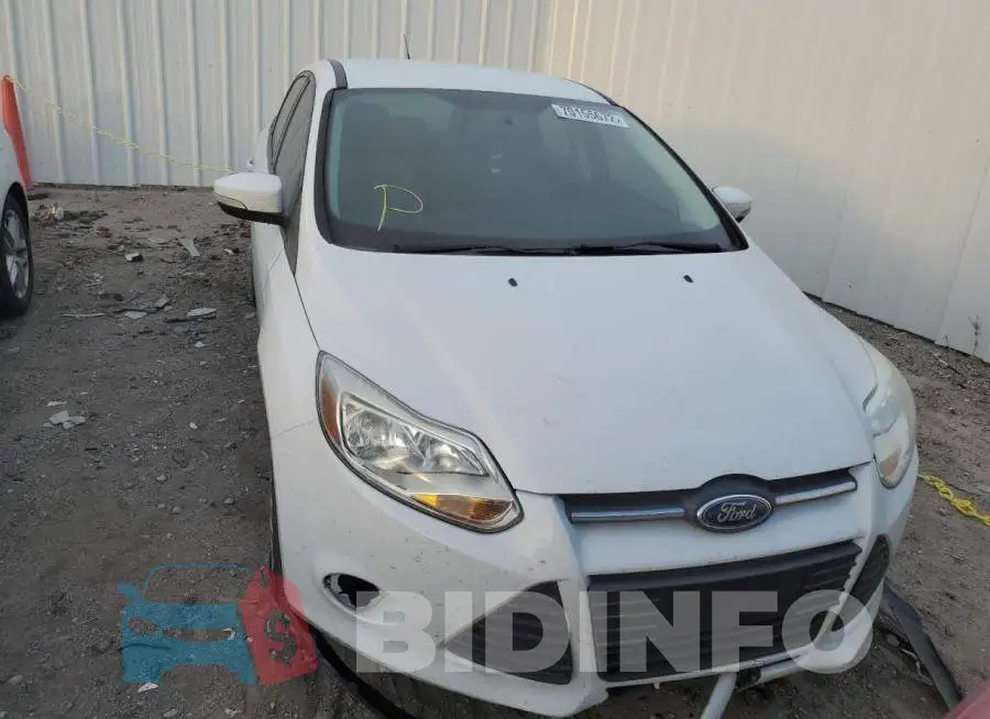 1FADP3F23EL430527 Photo# 5