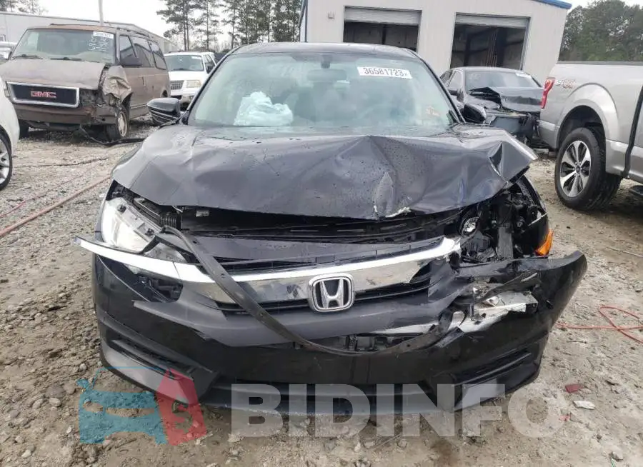 19XFC2F55GE236208 Photo# 5