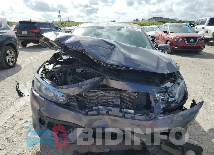 19XFC2F81HE052881 Photo# 5