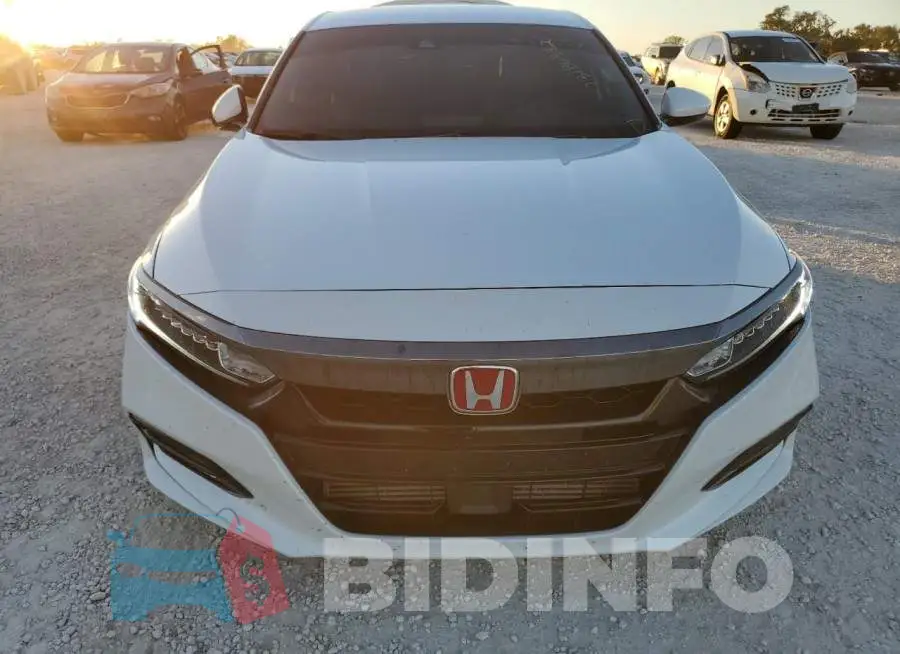 1HGCV1F33KA126504 Photo# 5