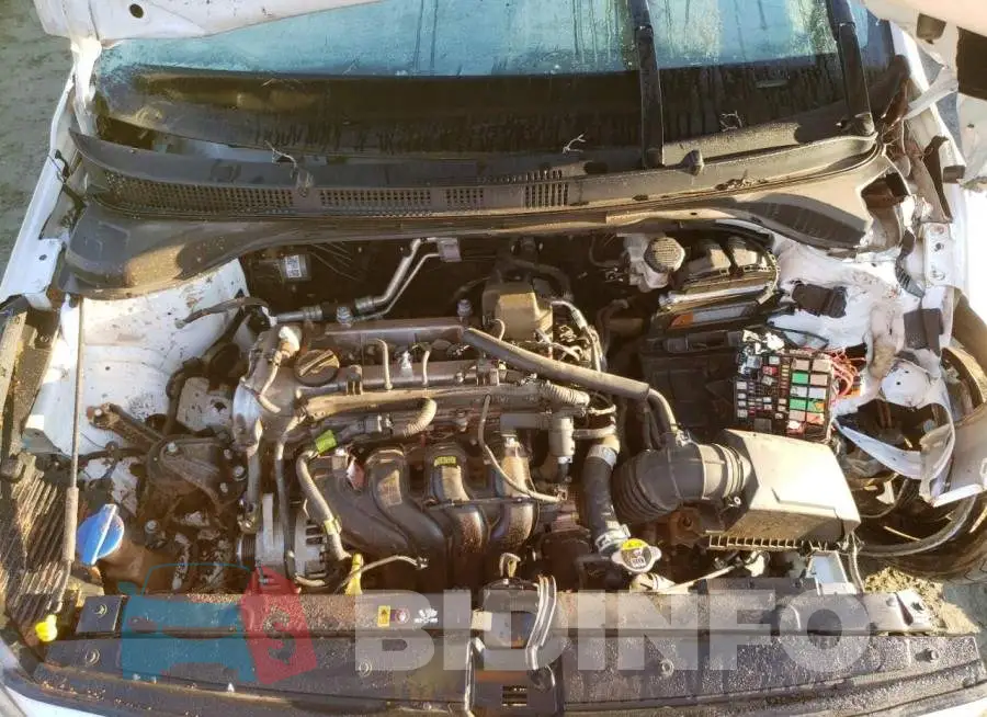3KPC24A35KE054623 Photo# 7