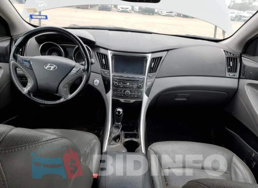 5NPEC4AC1EH811426 Photo# 8
