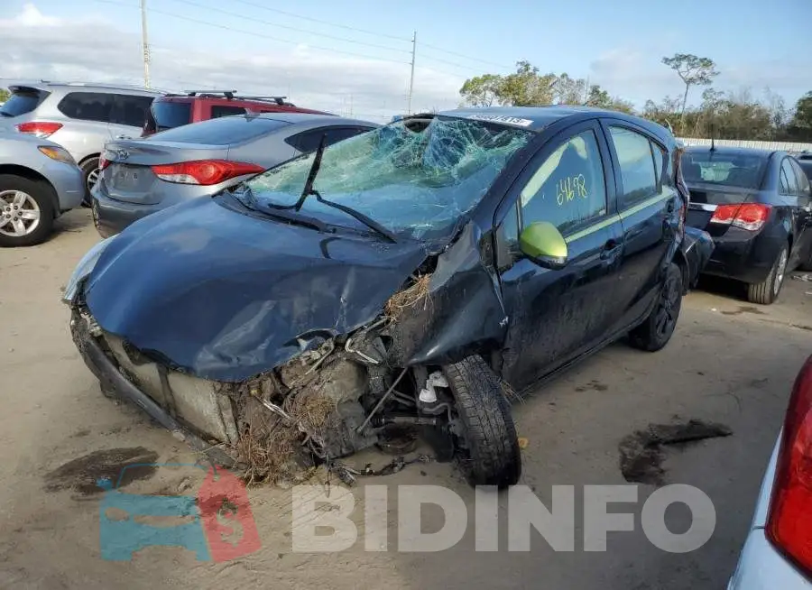 JTDKDTB33G1115444 Photo# 1