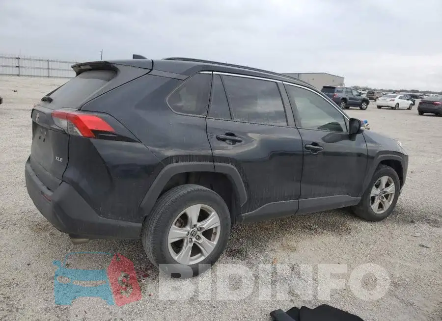 JTMW1RFV2KD512403 Photo# 3