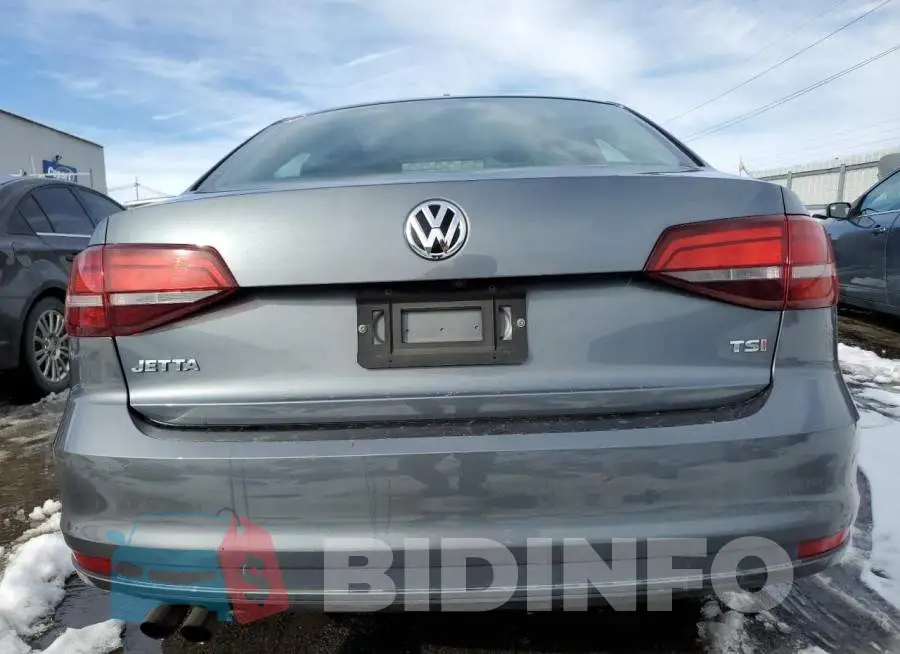 3VW2B7AJ0HM352682 Photo# 6