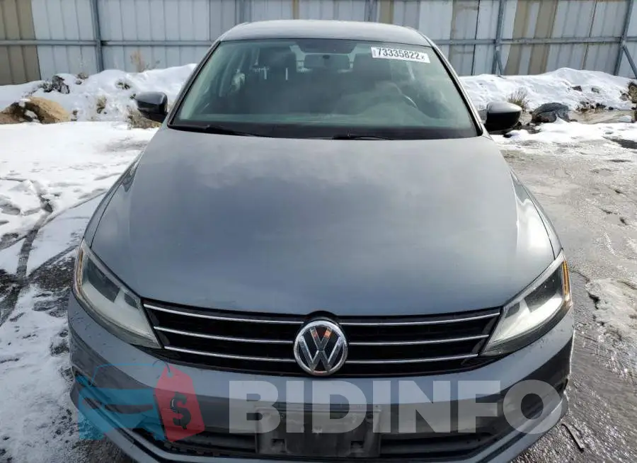3VW2B7AJ0HM352682 Photo# 5
