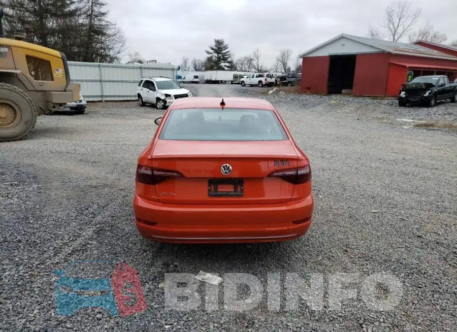 3VWC57BU8MM068697 Photo# 6