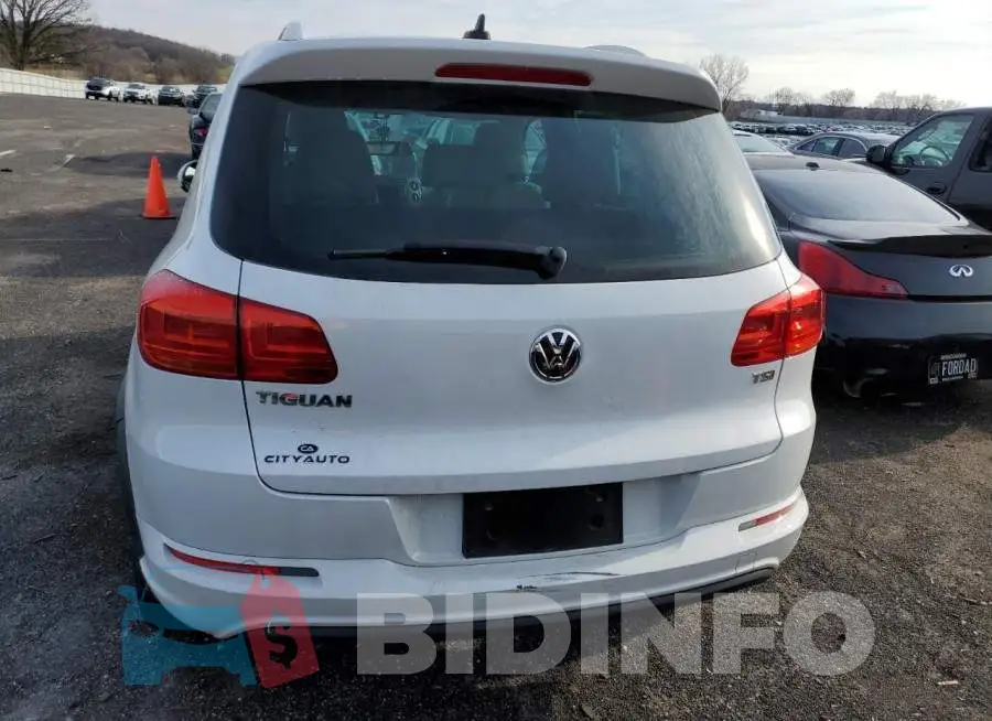 WVGAV7AX3GW504197 Photo# 6