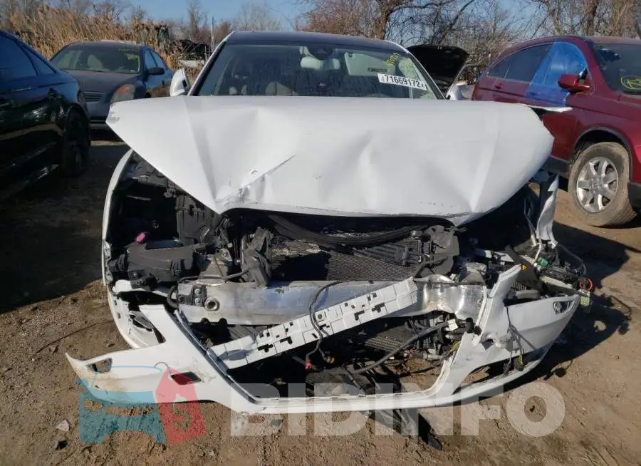 WAUR2AFD5EN010399 Photo# 5
