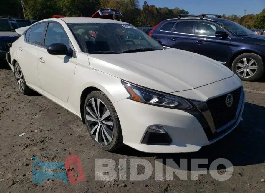 1N4BL4CV1KC116930 Photo# 1