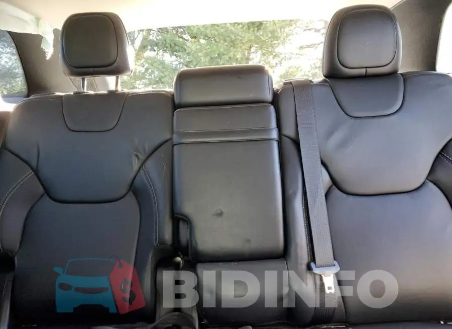 1C4PJLDB9GW158661 Photo# 10