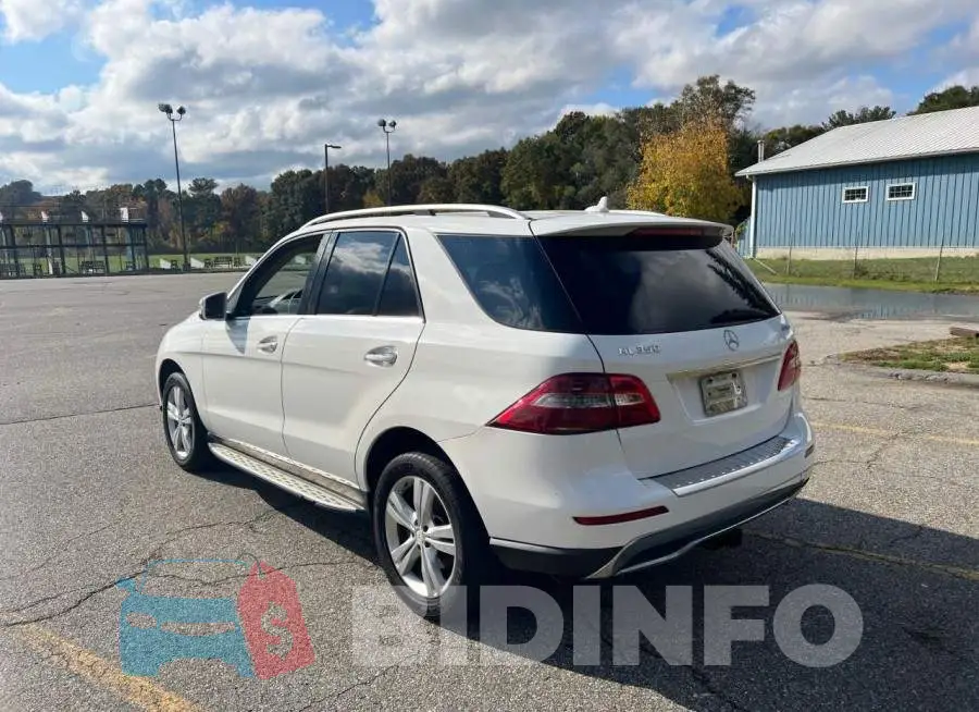 4JGDA5HB6FA453216 Photo# 3