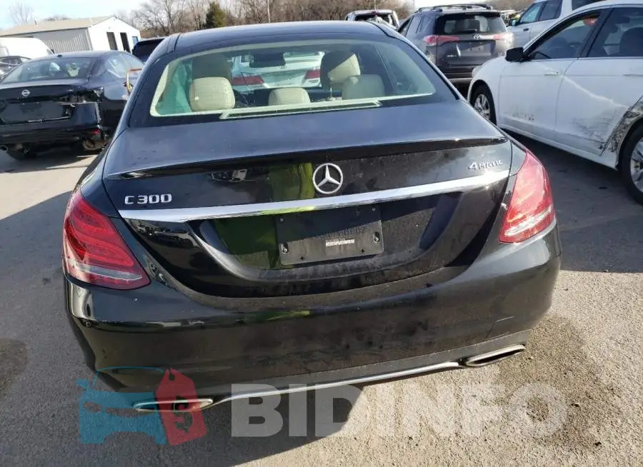 WDDWF4KB9GR124875 Photo# 6