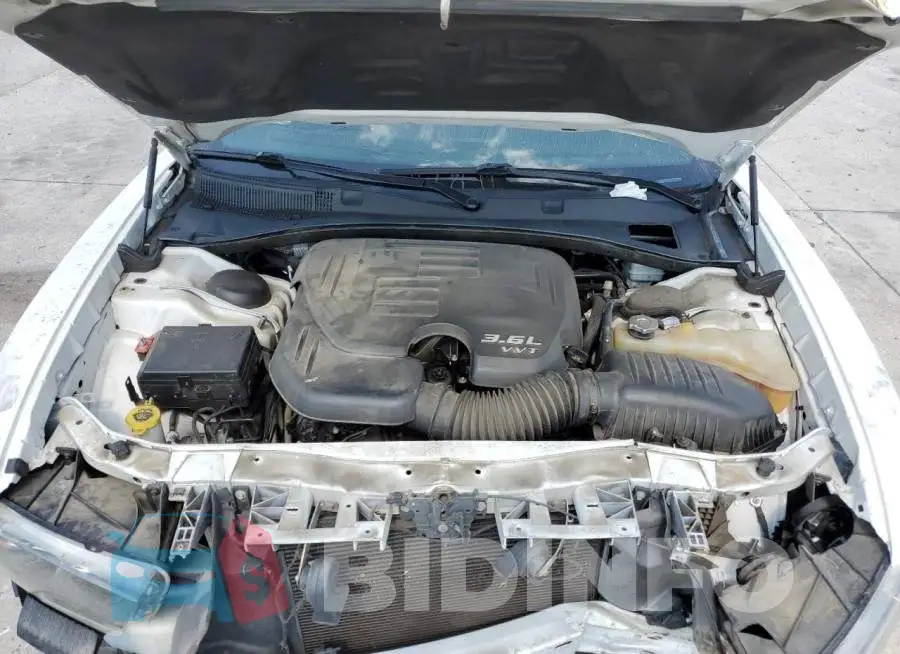 2C3CDXHG9EH353694 Photo# 7
