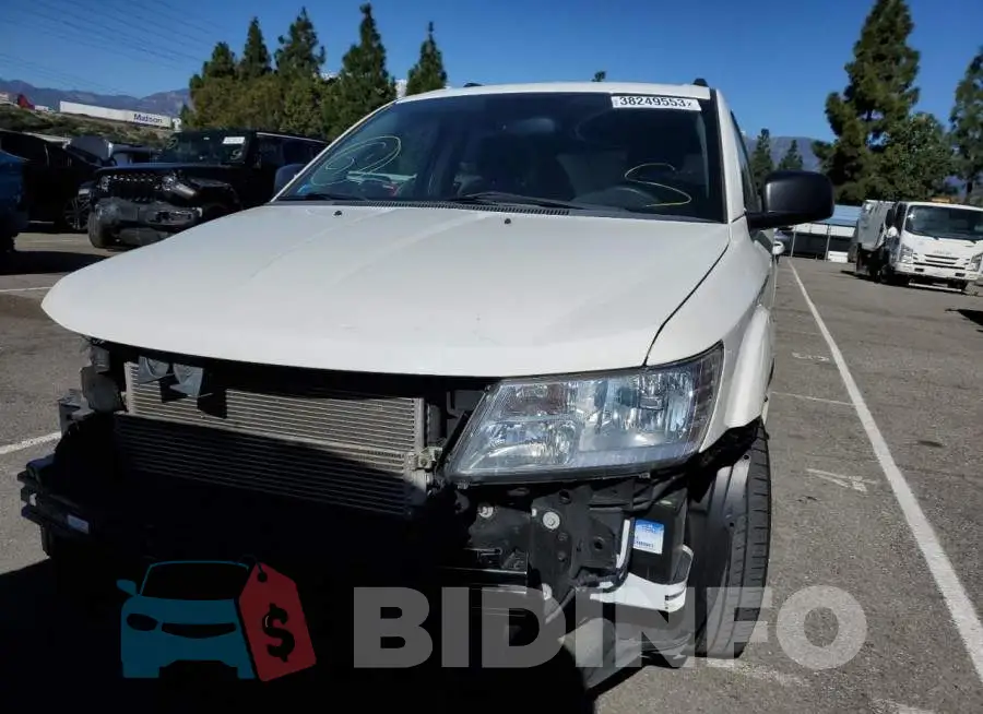 3C4PDCAB4GT249807 Photo# 5