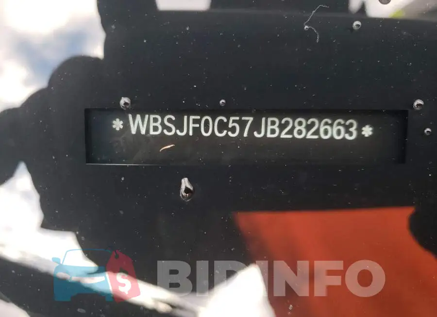 WBSJF0C57JB282663 Photo# 13