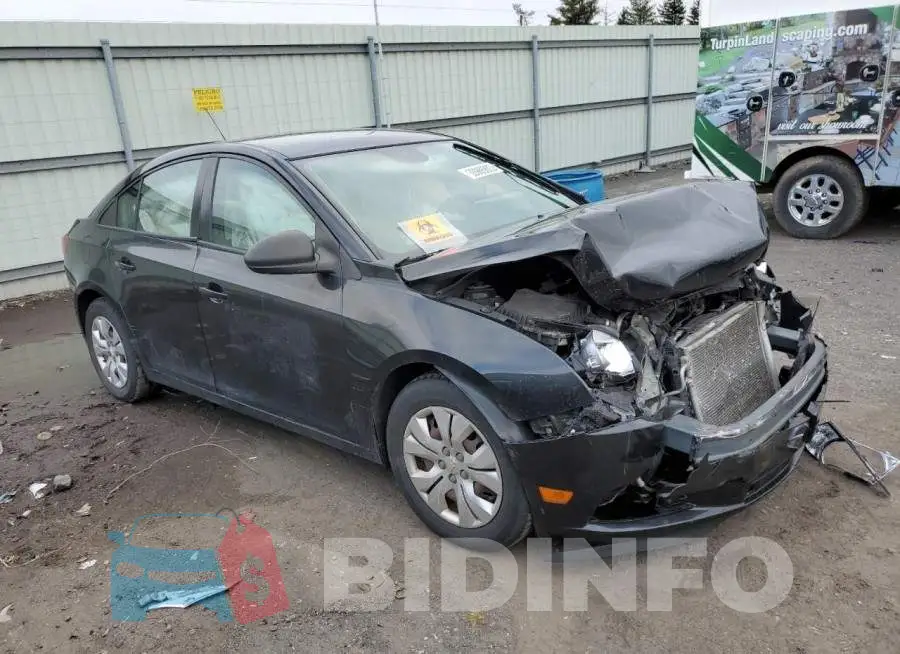 1G1PA5SG9F7268587 Photo# 4