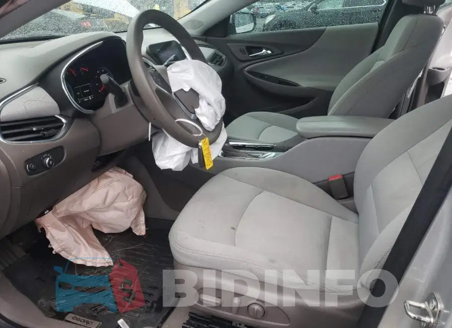 1G1ZD5ST1KF137196 Photo# 7