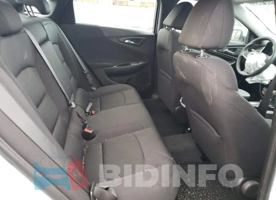 1G1ZD5ST8NF178008 Photo# 10