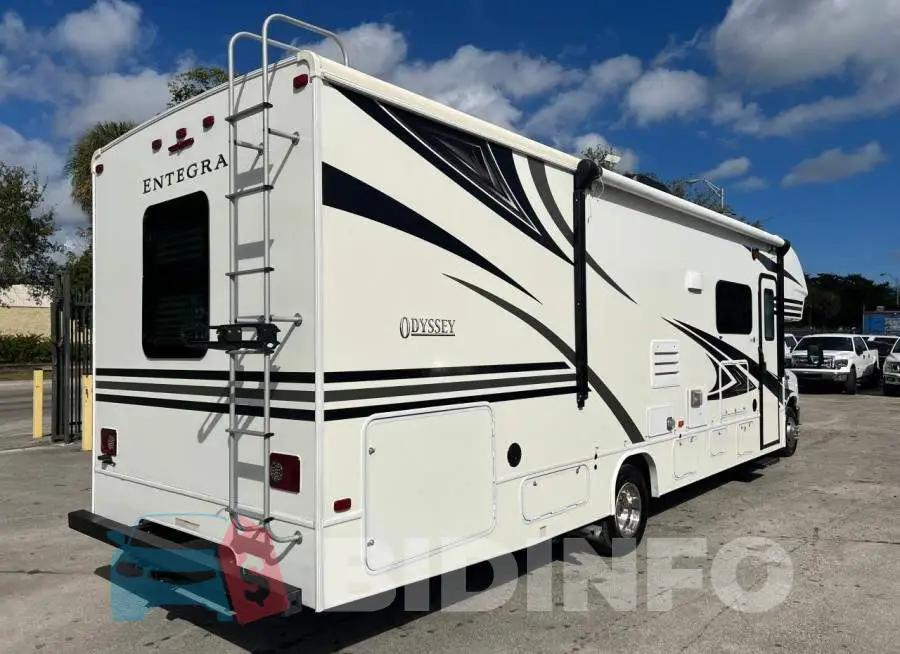 1FDXE4FS9KDC13794 Photo# 4