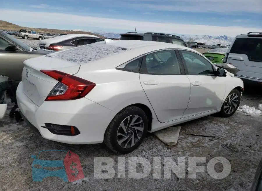 19XFC2F71HE072376 Photo# 3