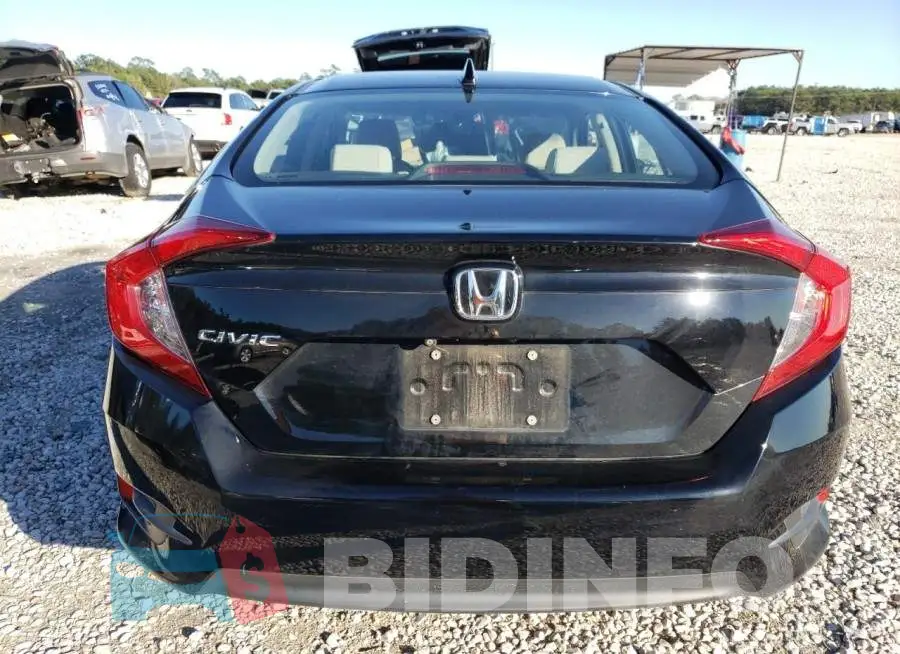 19XFC2F72HE062441 Photo# 6