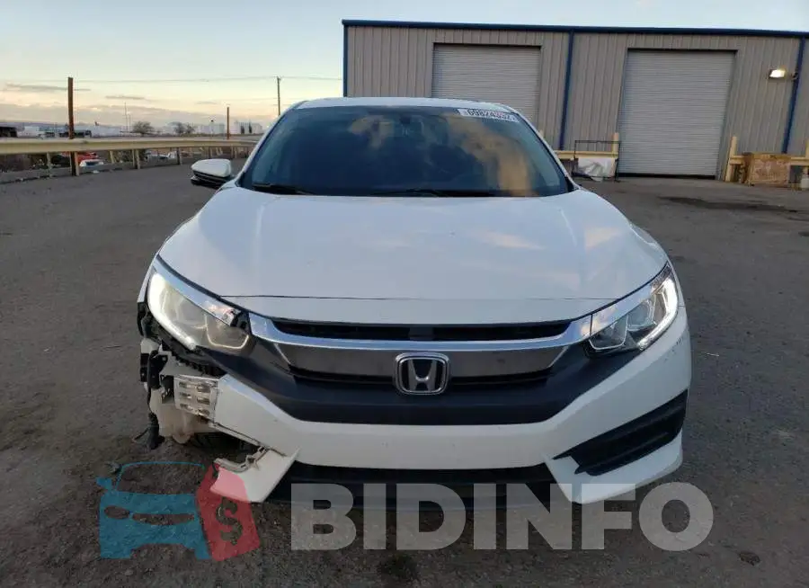 19XFC2F7XHE051719 Photo# 5
