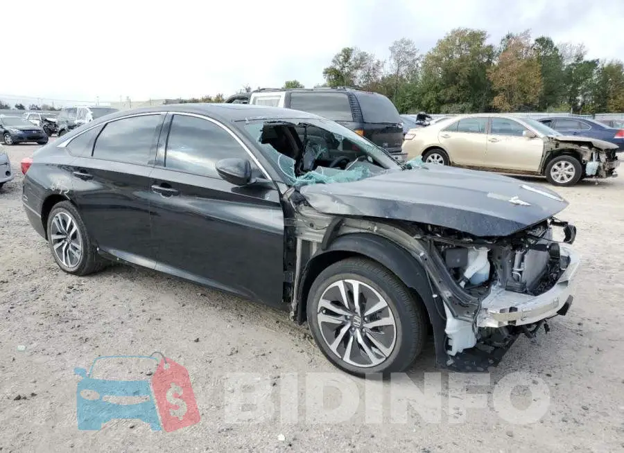 1HGCV3F53MA019131 Photo# 4