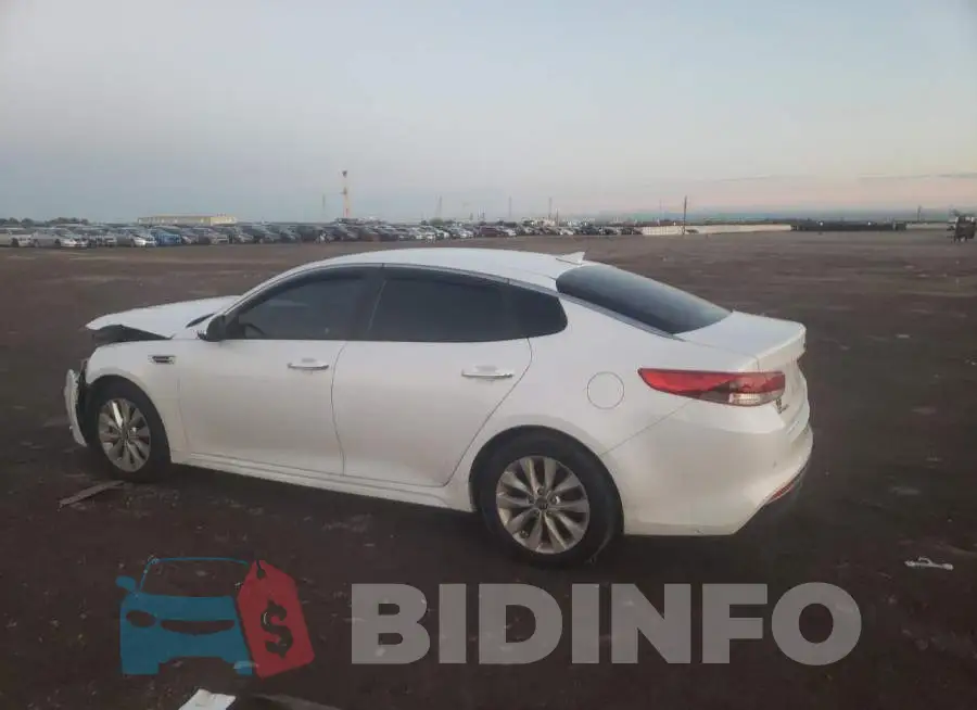 5XXGT4L30JG257985 Photo# 2