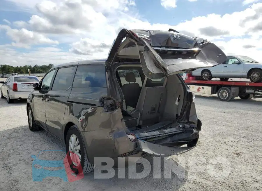 KNDMB5C18H6302142 Photo# 2