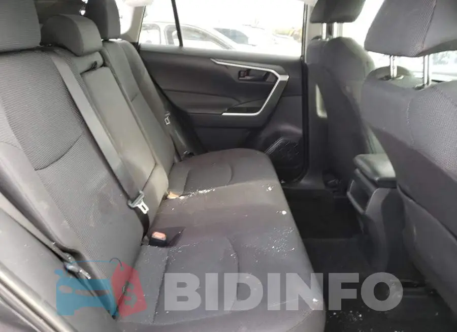 2T3F1RFV2MC217826 Photo# 11