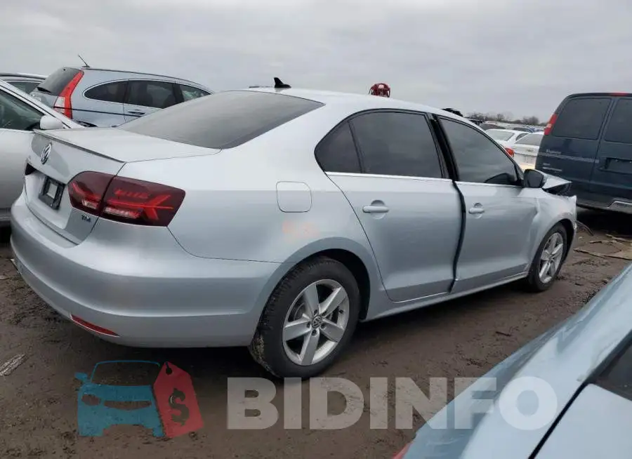 3VW3L7AJ6EM320509 Photo# 3