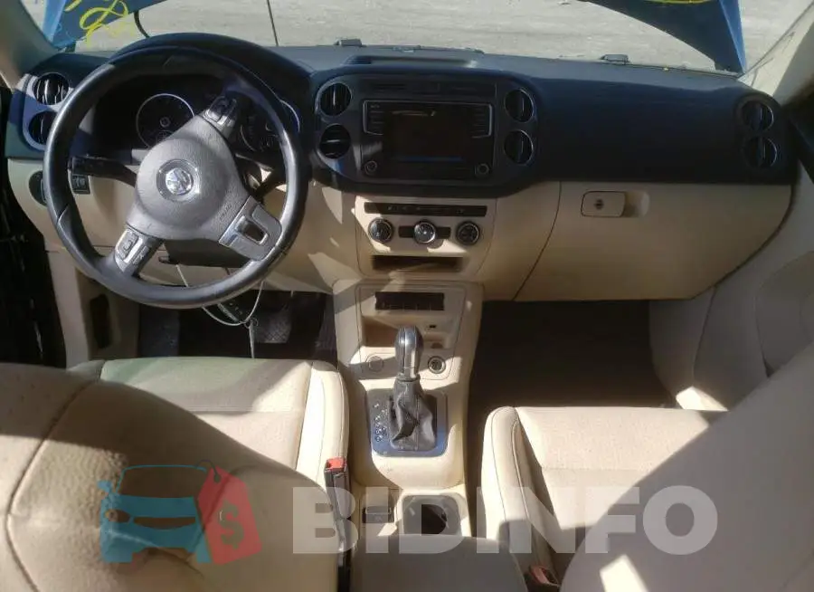 WVGAV7AX6GW516800 Photo# 8