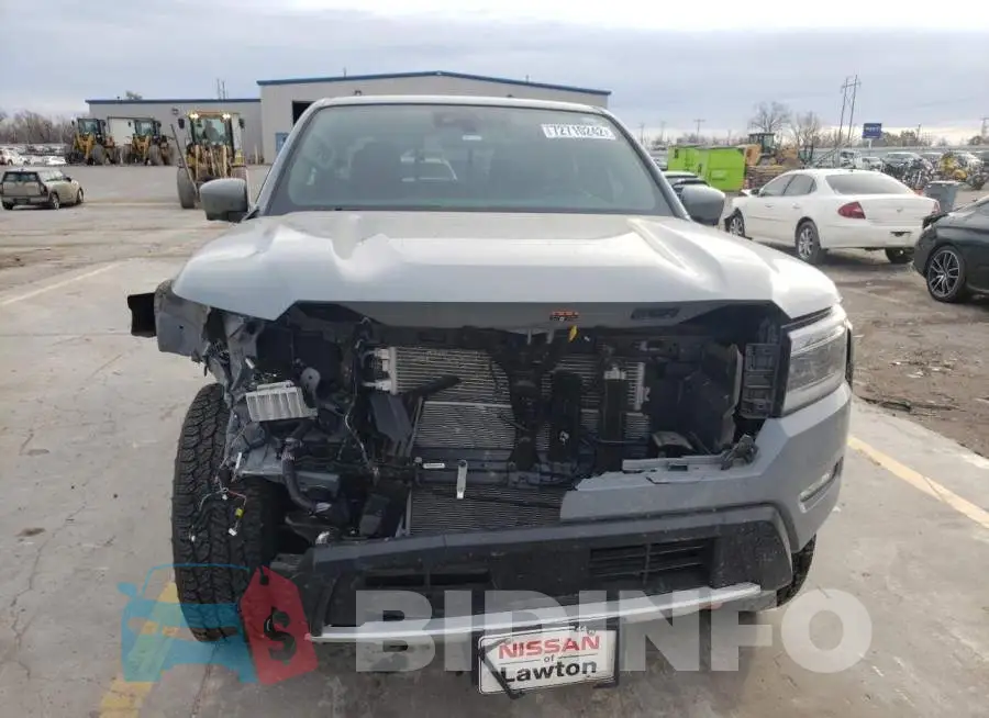 1N6ED1EK4NN677084 Photo# 5