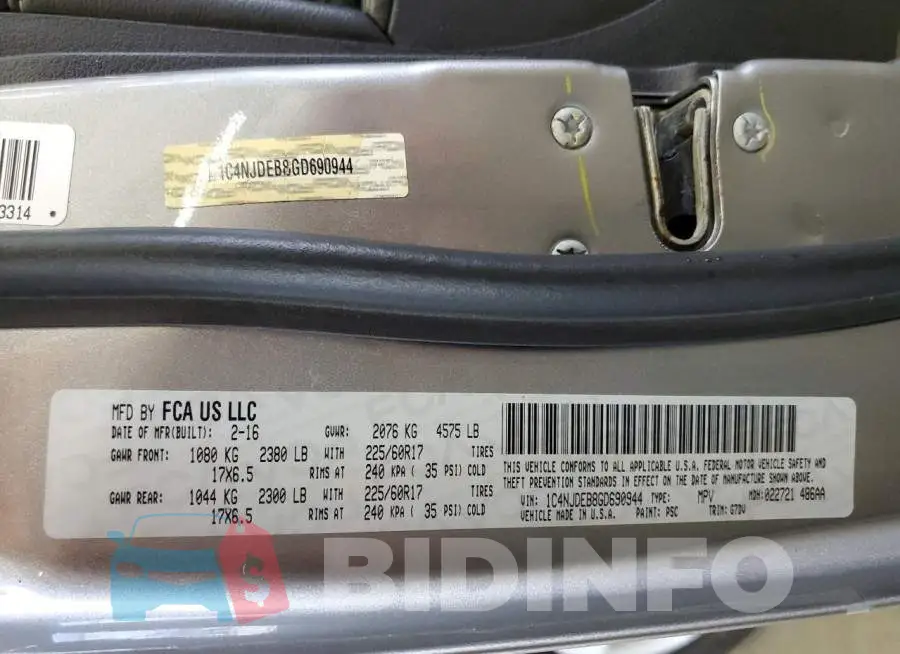 1C4NJDEB8GD690944 Photo# 13