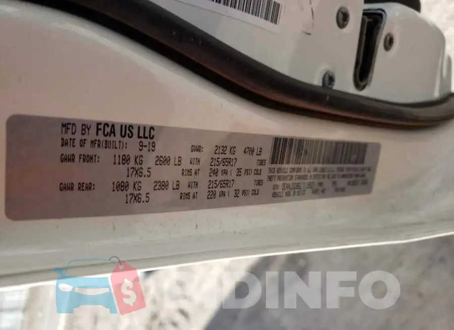 3C4NJDDB6LT118521 Photo# 12