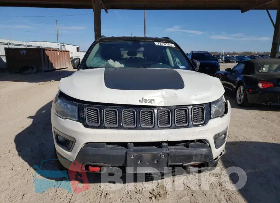 3C4NJDDB6LT118521 Photo# 5