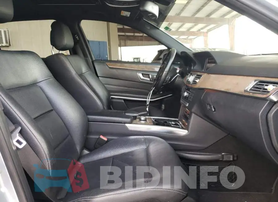 WDDHF5KB4EA815273 Photo# 5